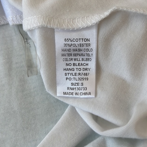 Umgee Floral Embroidered V-Neck Sleeveless Tunic Tank Top - Picture 9 of 12